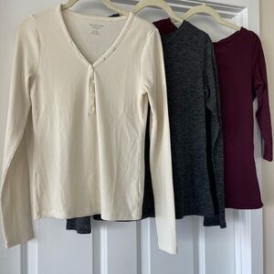 Lot of 3 EUC Medium Long Sleeves soft with stretch Express American Eagle H& M